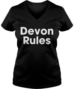 Devon Rules Vneck