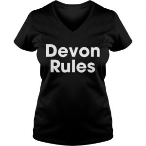 Devon Rules Vneck