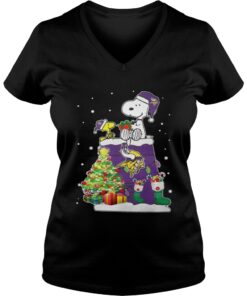 Minnesota Vikings Snoopy and Woodstock Christmas tree Vneck