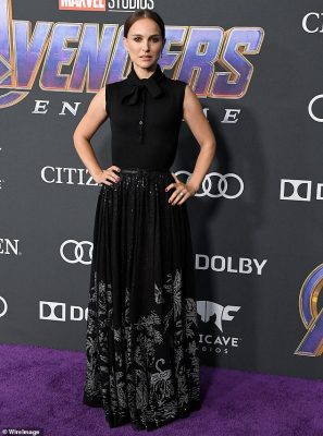 Natalie Portman has Avengers fans freaking out with her surprise appearance at the 'Endgame' premiere
