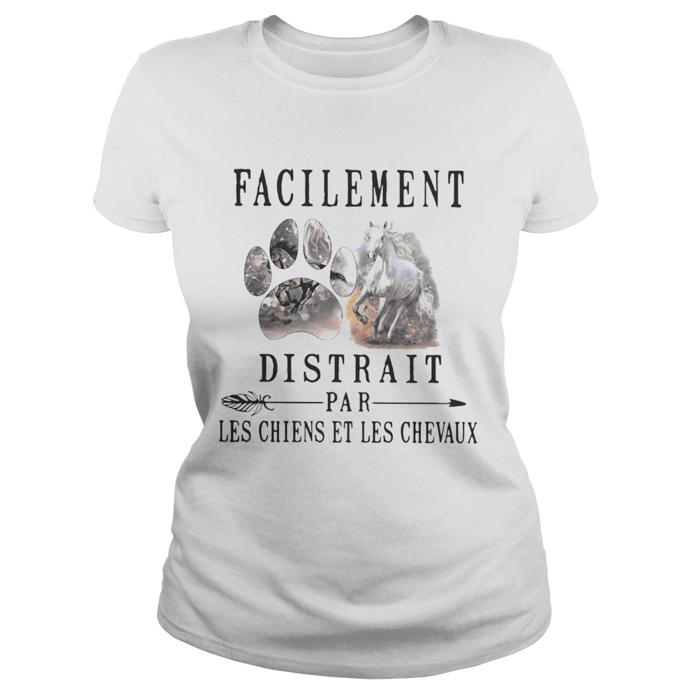 Facilement distrait par les chiens et les chevaux Classic Ladies