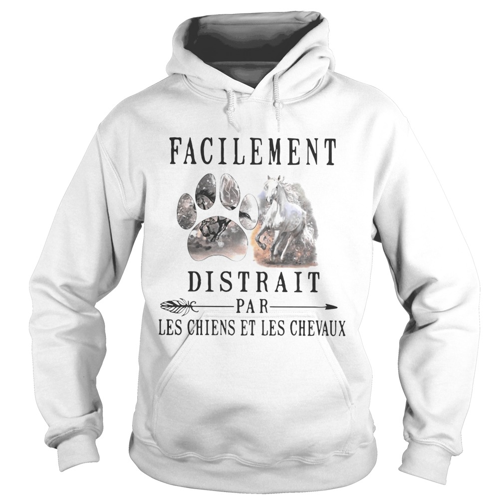 Facilement distrait par les chiens et les chevaux Hoodie