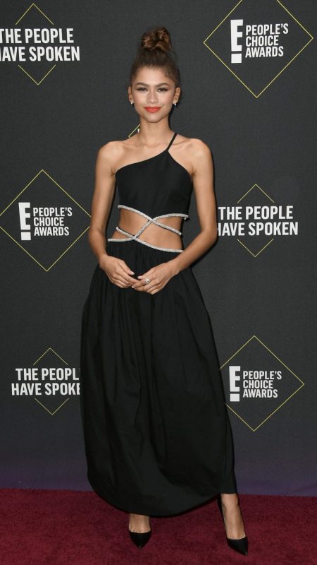 The Best Dressed Celebrities at the 2019 People’s Choice Awards