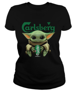 Baby Yoda Hug Carlsberg  Classic Ladies
