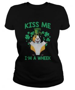 St Patricks Day Guinea pig kiss me Im a wheek  Classic Ladies