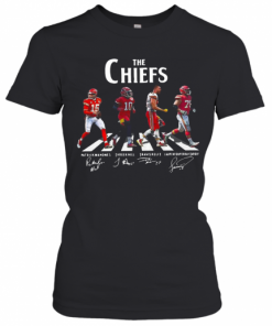 The Chiefs Patrick Mahomes Tyreek Hill Travis Kelce Laurent Duyearay Tardif T-Shirt Classic Women's T-shirt