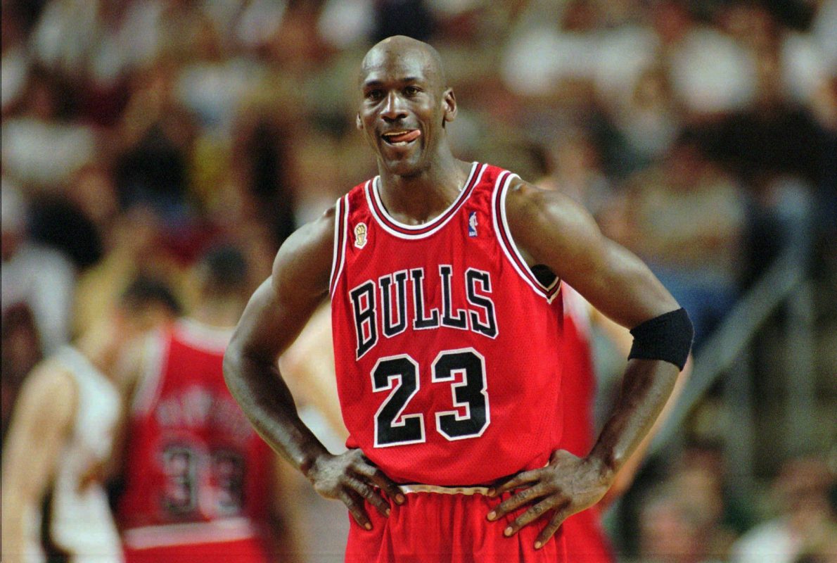 Michael Jordan bought Scottie Pippen golf clubs just to take his money