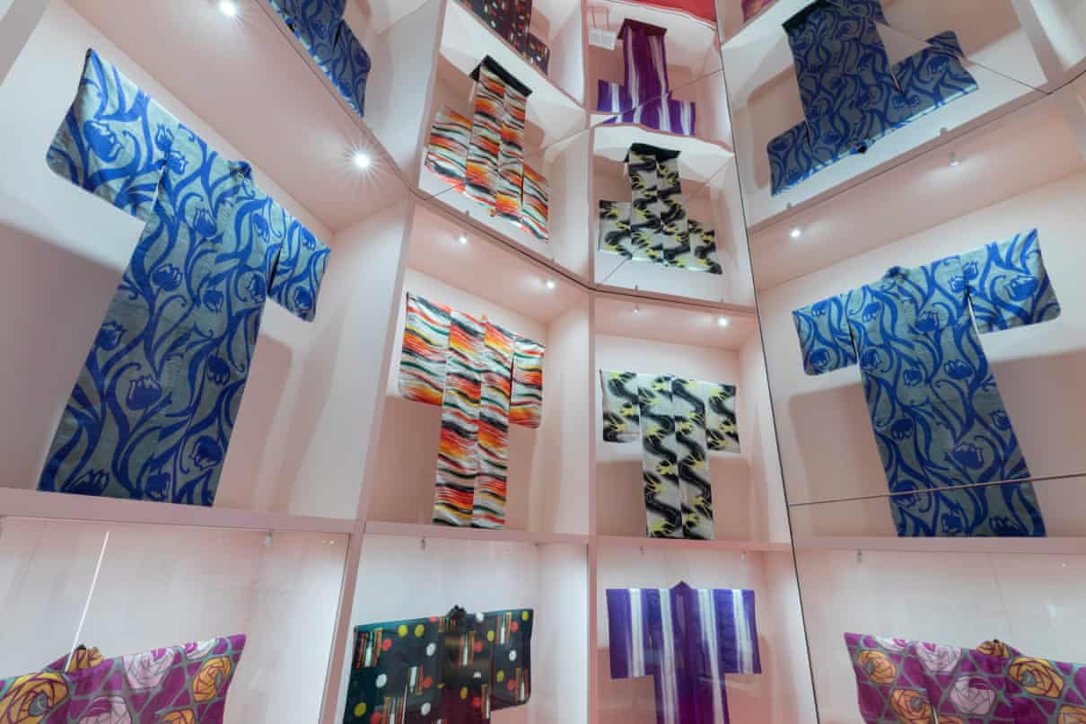 Kimono Kyoto to Catwalk review the whole world up your sleeve