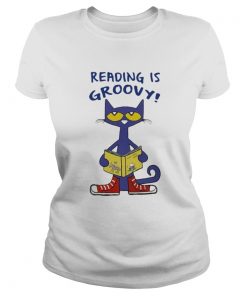 Cat reading is groovy  Classic Ladies