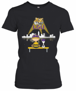 Charlie Brown And Snoopy Lsu Tigers Football T-Shirt Classic Women's T-shirt