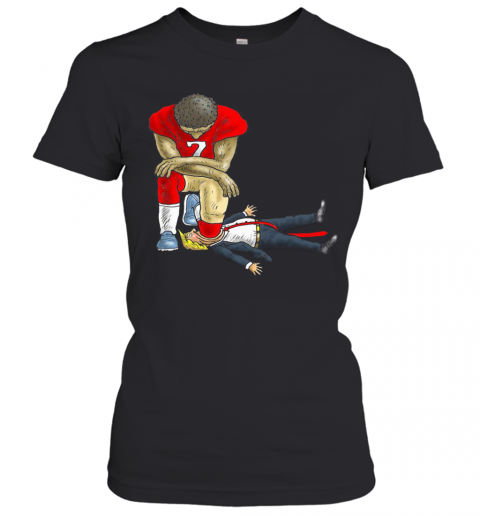Colin Kaepernick Kneeling On Trump T-Shirt Classic Women's T-shirt