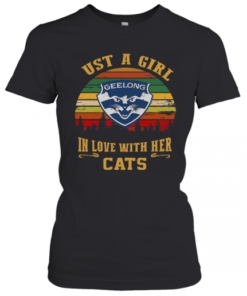Geelong Just A Girl In Love With Her Cat'S Vintage T-Shirt Classic Women's T-shirt