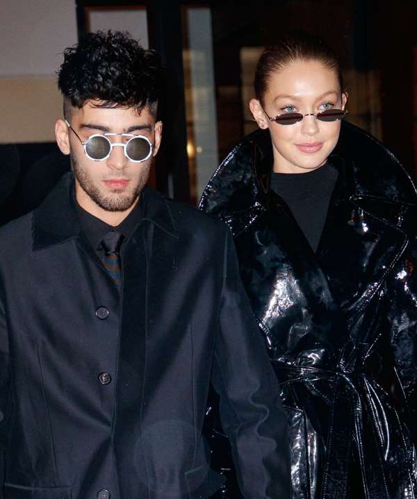 Gigi Hadids Extremely Millennial Maternity Photoshoot Is Missing Something