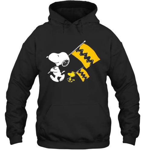 Snoopy And Woodstock Holding Flag T-Shirt Unisex Hoodie