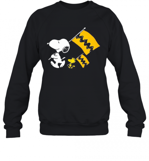 Snoopy And Woodstock Holding Flag T-Shirt Unisex Sweatshirt