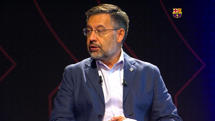 Messi shuffles backtracking and staying at Barcelona