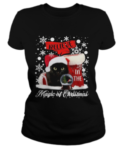 Cat Believe In The Magic Of Christmas  Classic Ladies