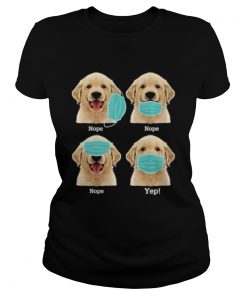 Funny Golden retriever Dog How To Wear Mask Premium  Classic Ladies