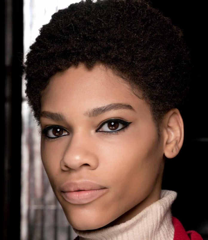 Less is more lined eyes and nude lips