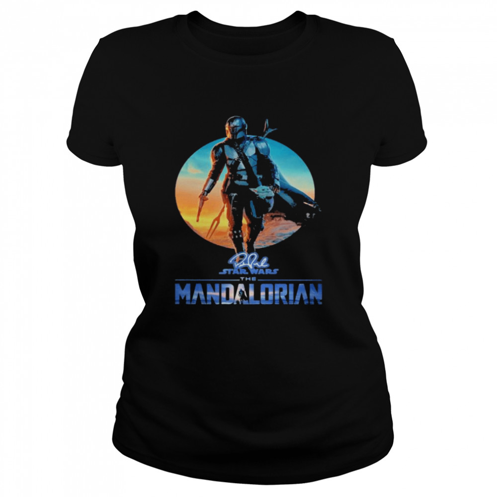Signature Star Wars The Mandalorian Sunset  Classic Women's T-shirt