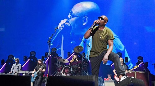 Dave Chappelle Performs Radiohead’s “Creep” At Madison Square Garden Alongside Foo Fighters