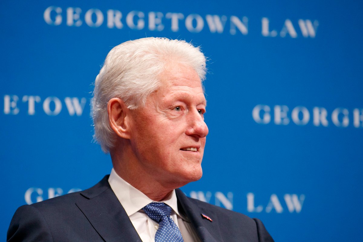 Former U.S. president Bill Clinton hospitalized in California with infection