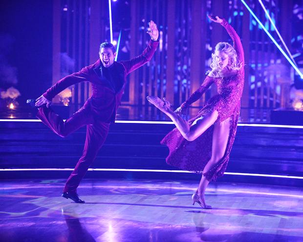 Amanda Kloots and Alan Bersten during the ‘DWTS’ finale.