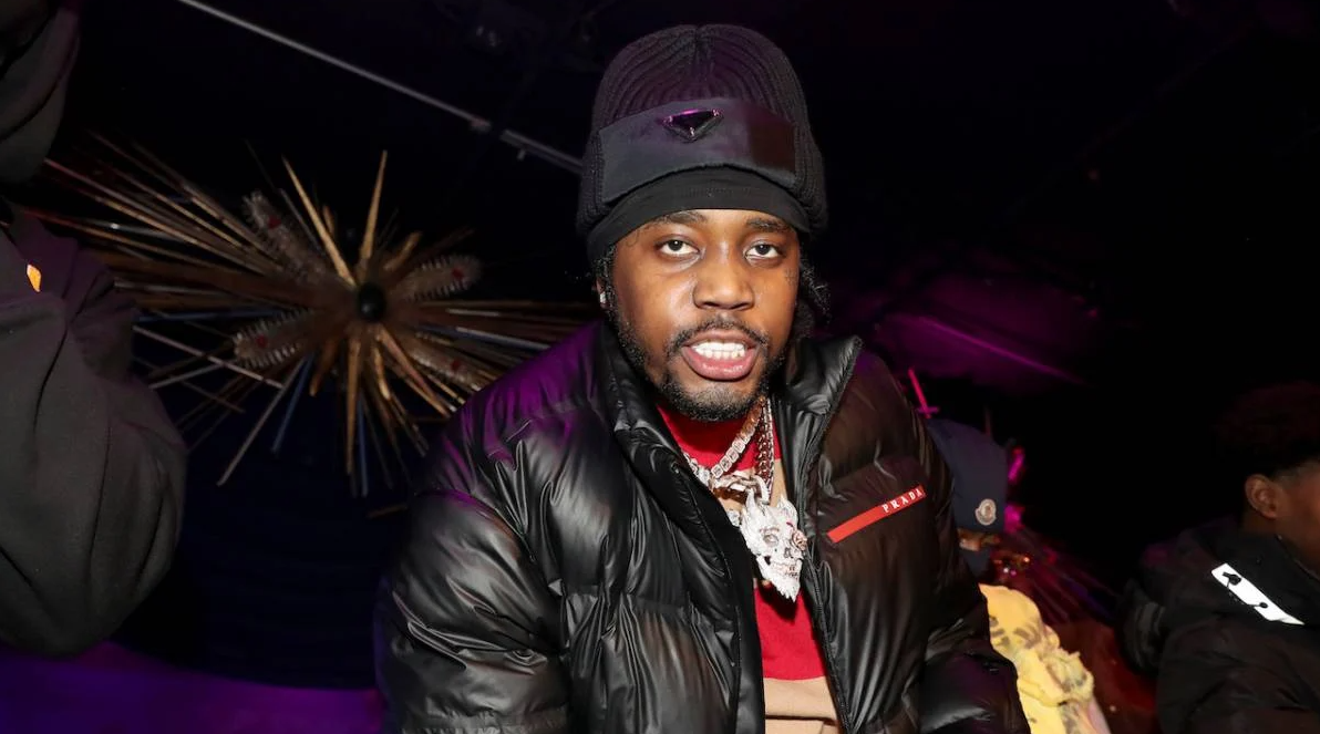 FIVIO FOREIGN CELEBRATES RECEIVING HIS GRAMMY NOMINEE MEDAL 'I'M WEARIN' THIS IN THE VIDEO!'