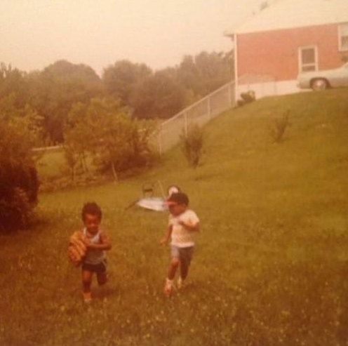 Kanye West – Never See Me Again