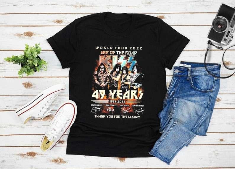 49 Years 1973-2022 Of KISS Band Signatures Thank You For The Memories T-Shirt World Tour 2022 End Of The Road