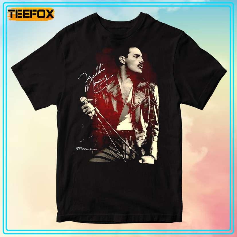 Freddie Mercury Freddie 4ever The Show Must Go On Retro T-Shirt