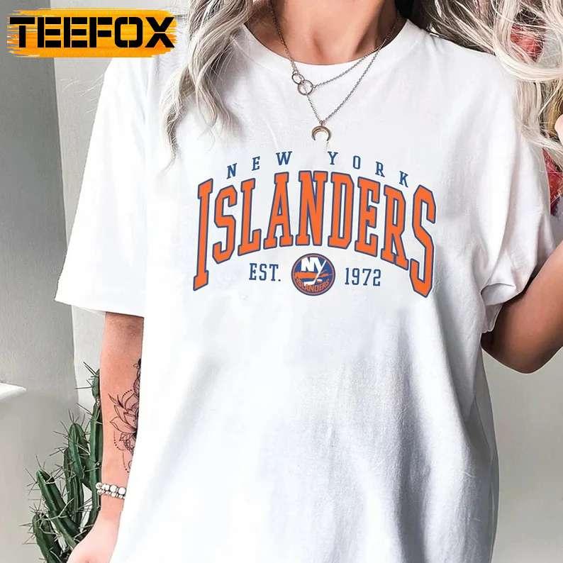 New York Islanders Hockey Logo 1972 T-Shirt