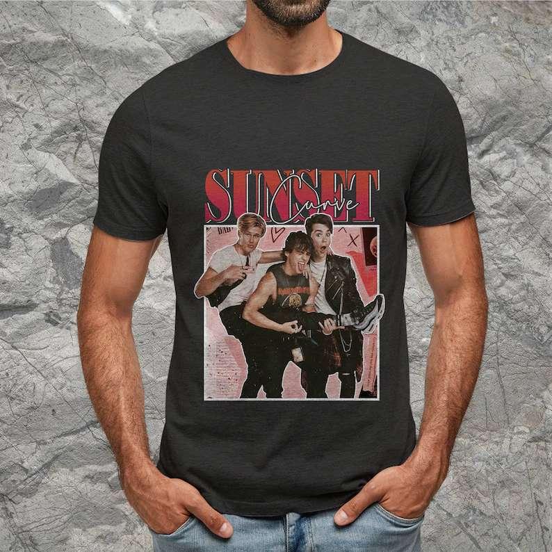 Sunset Curve Vintage 90's Unisex T Shirt