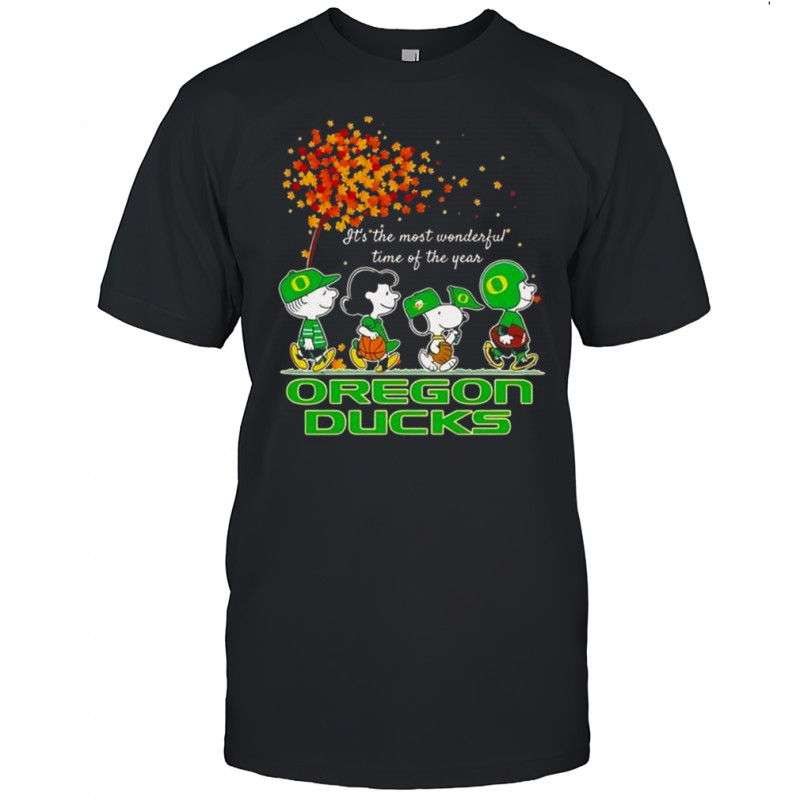 Snoopy And Friends Oregon Ducks Sports Team It’s The Most Wonderful Time Of The Year Autumn T-Shirt