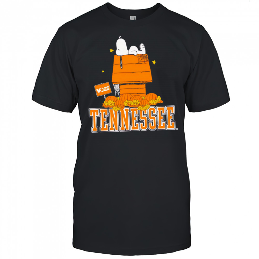 Peanuts x Tennessee Snoopy Pumpkin Patch halloween T-shirts