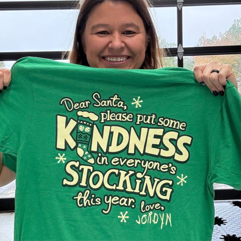 Christmas Kindness T-Shirt – The Perfect Gift to Spread Love This Holiday Season