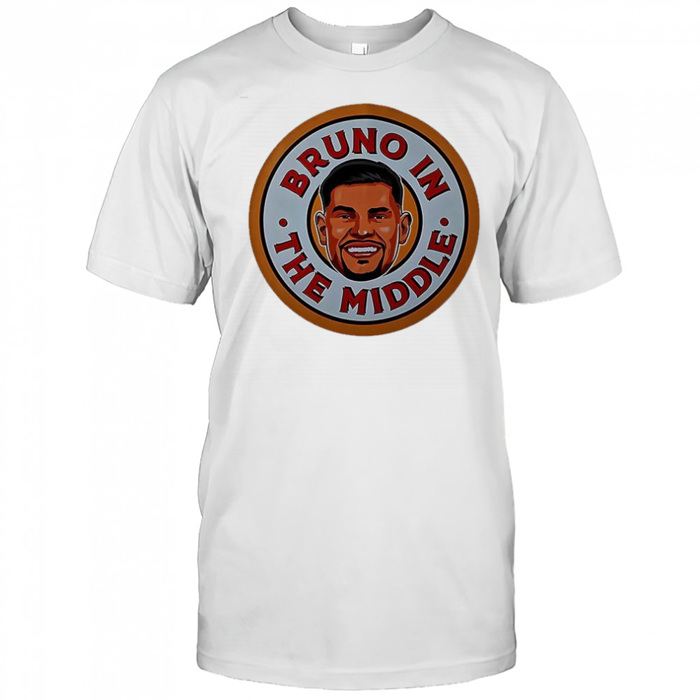 Bruno in the middle shirt
