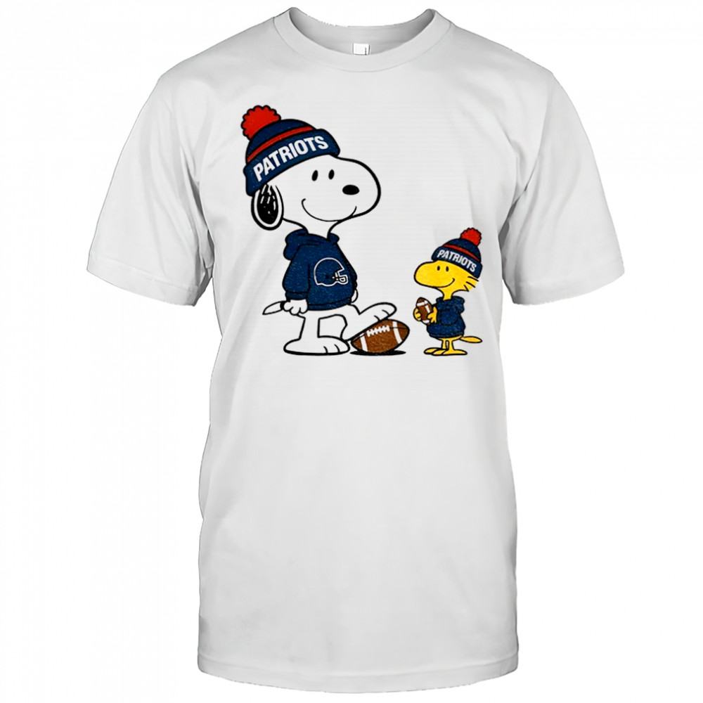 New England Patriots Snoopy Woodstock Football Style NFL shirt